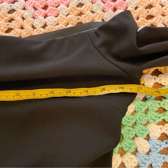 Vince Camuto Black Off-Shoulder Bell Flared Sleeve Mini Dress Bodycon Sheath - Picture 10 of 15